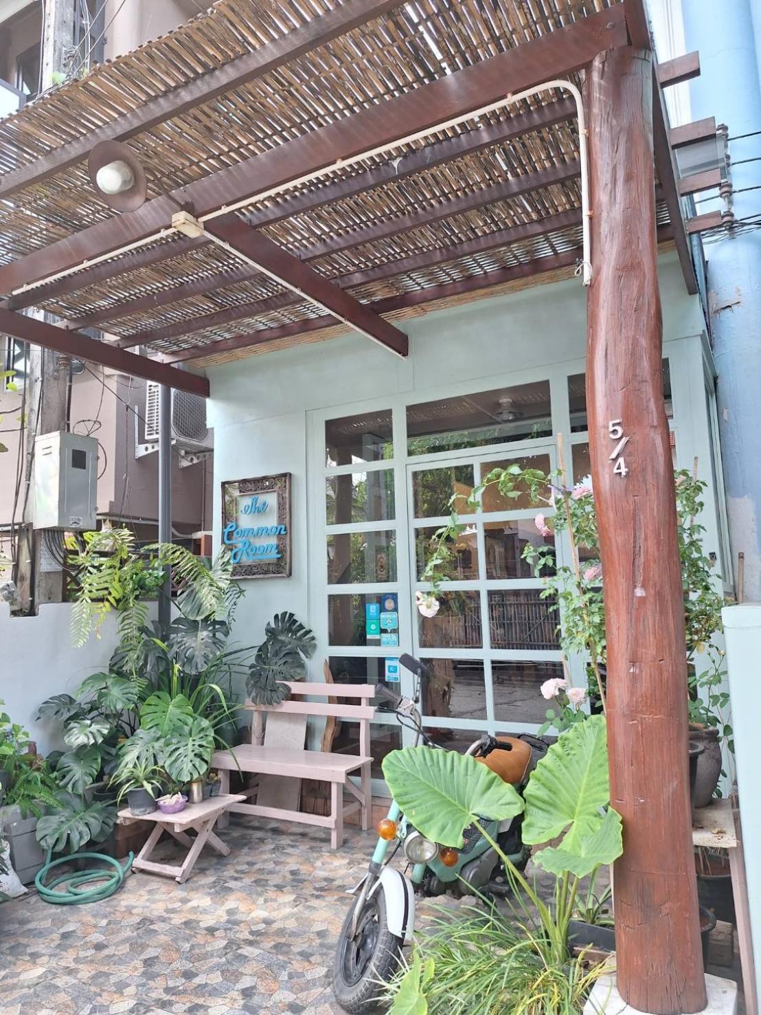 The Commonroom Cnx Chiang Mai Dış mekan fotoğraf